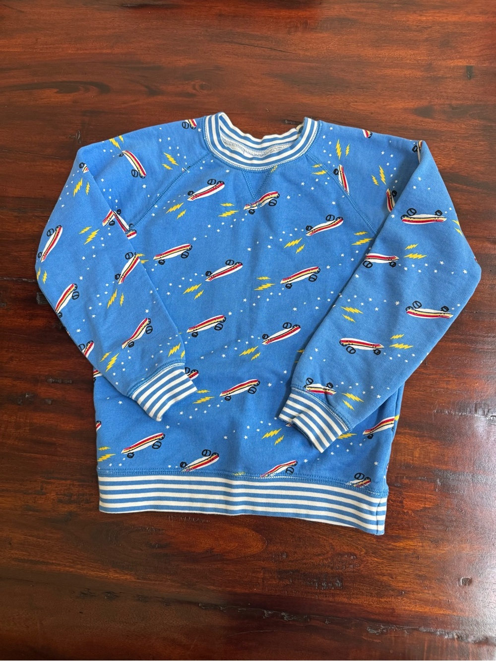 Hanna Andersson Skateboard Sweatshirt Size 130 (Size 8)